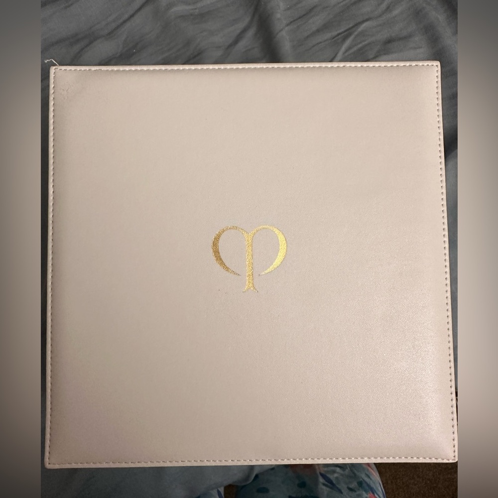 New cle de peau cosmetic storage box